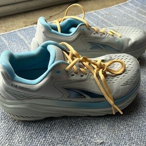 Altra Olympus running shoe